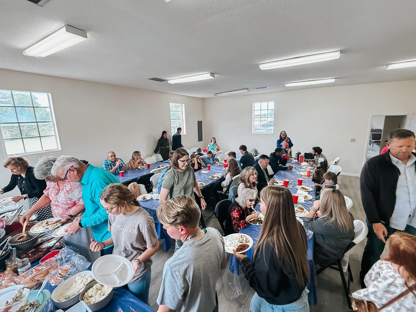 Fieldstone church family sharing a meal together
